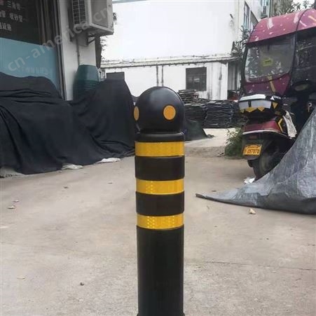 橡胶警示柱不倒翁弹力柱道路安全路桩防撞柱