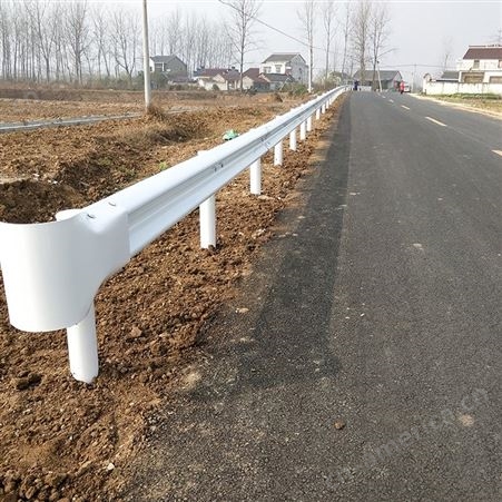 波形护栏防撞板高速一级二级公路护栏支持定做量大从优
